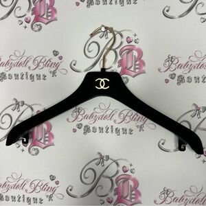 Authentic Chanel hanger velour velvet version plastic black gold logo emblem